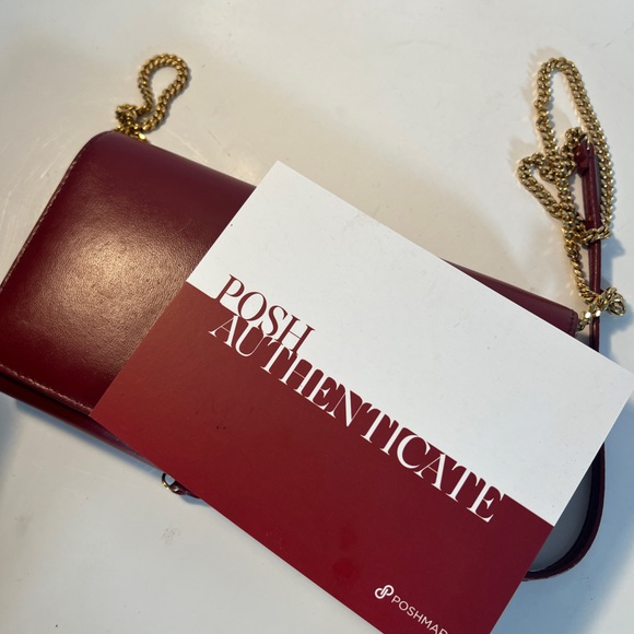 Saint Laurent Paris Red Wallet on chain - Picture 11 of 12